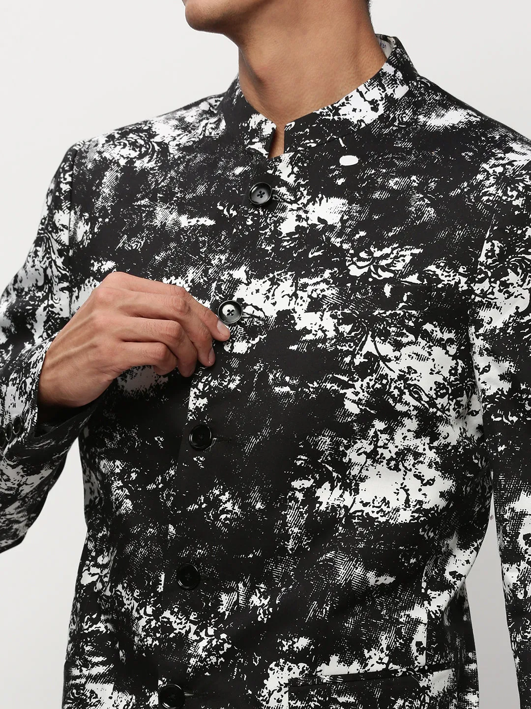 Men Black Abstract Printed Mandarin Collar Slim-Fit Bandhgala Cotton Blazer